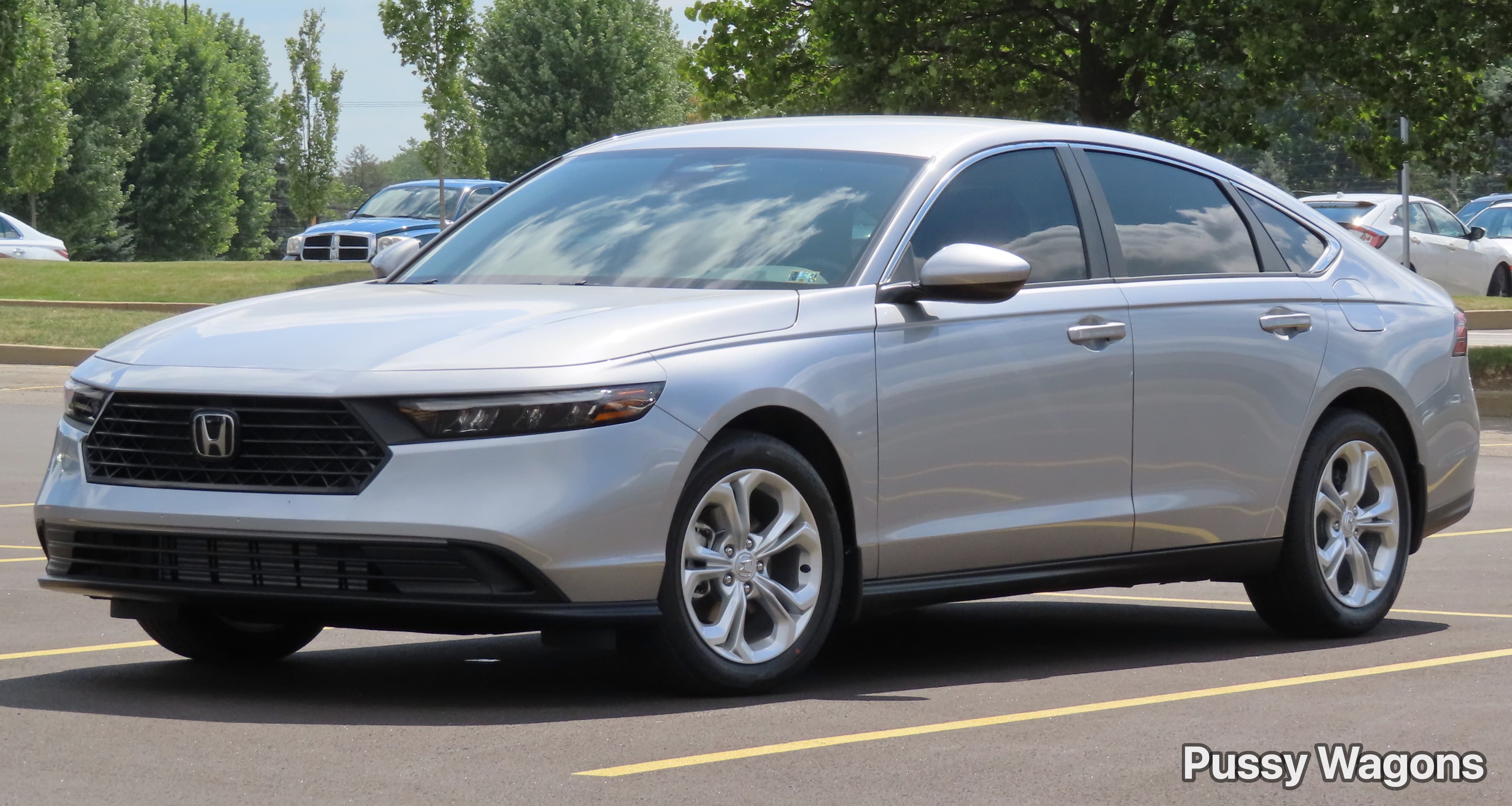 2019 Honda Accord — photo 1