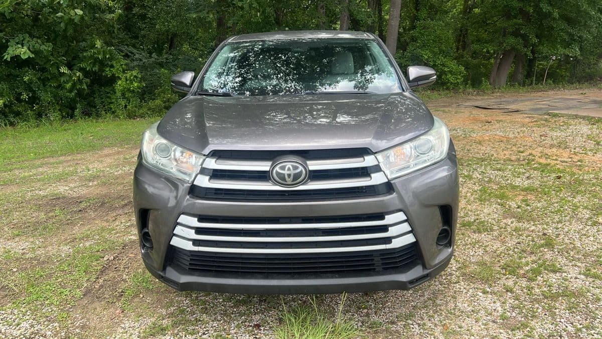 2019 Toyota Highlander — photo 1