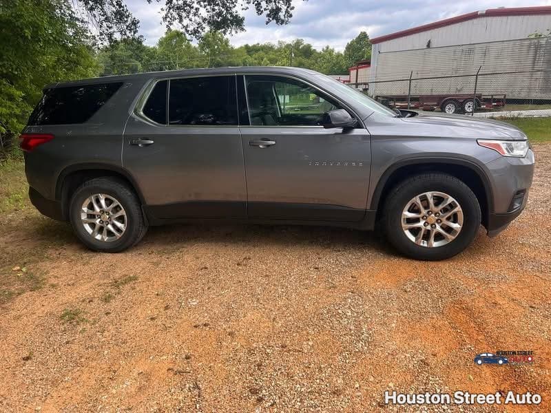 2020 Chevrolet Traverse — photo 1